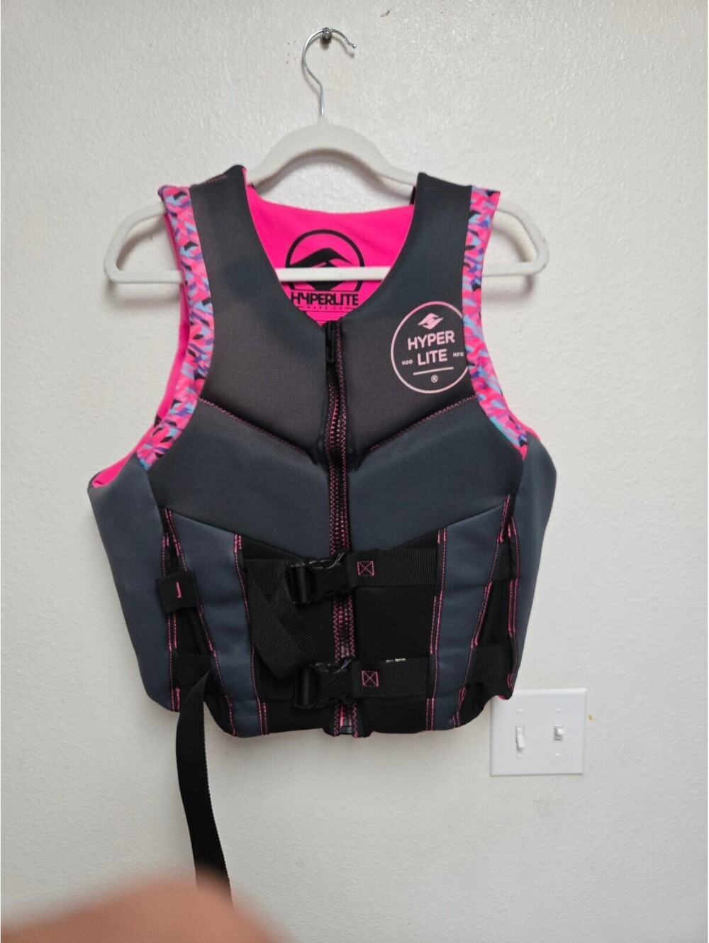 Hyperlite pink adult large life jacket